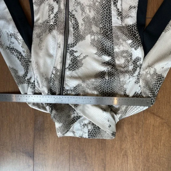 Python Snake Print Jacket Blazer - Picture 5 of 15